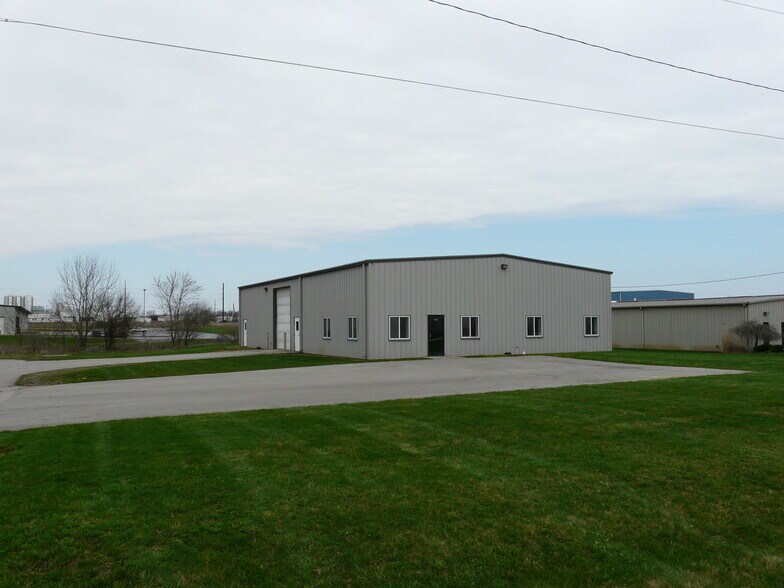 More Photos Of 1200 NW N St, Richmond Warehouse For Lease