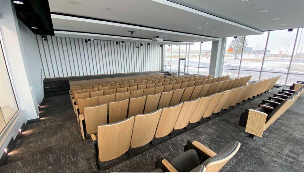 More Photos Of 4101 N Thanksgiving Way, Lehi Office For Lease