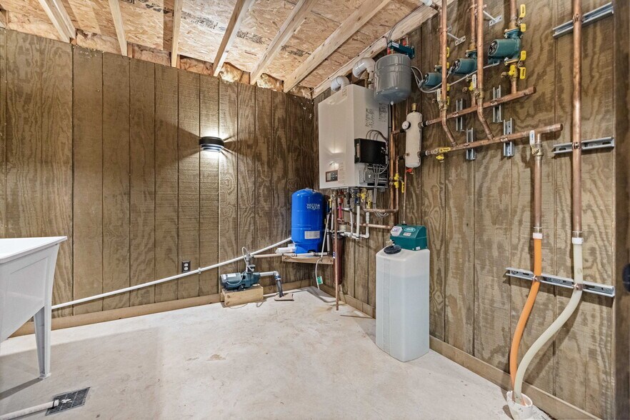 More Photos Of State Route 72, Jonestown Specialty For Sale