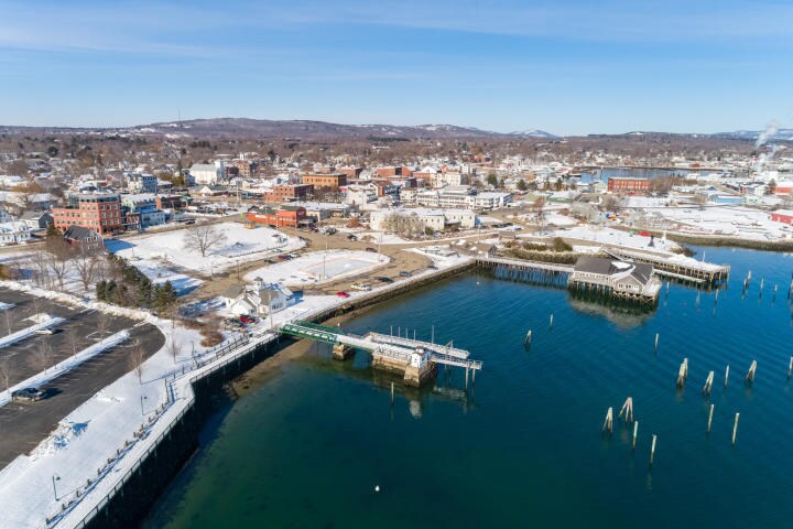 More Photos Of 275 Main St, Rockland Bar For Sale