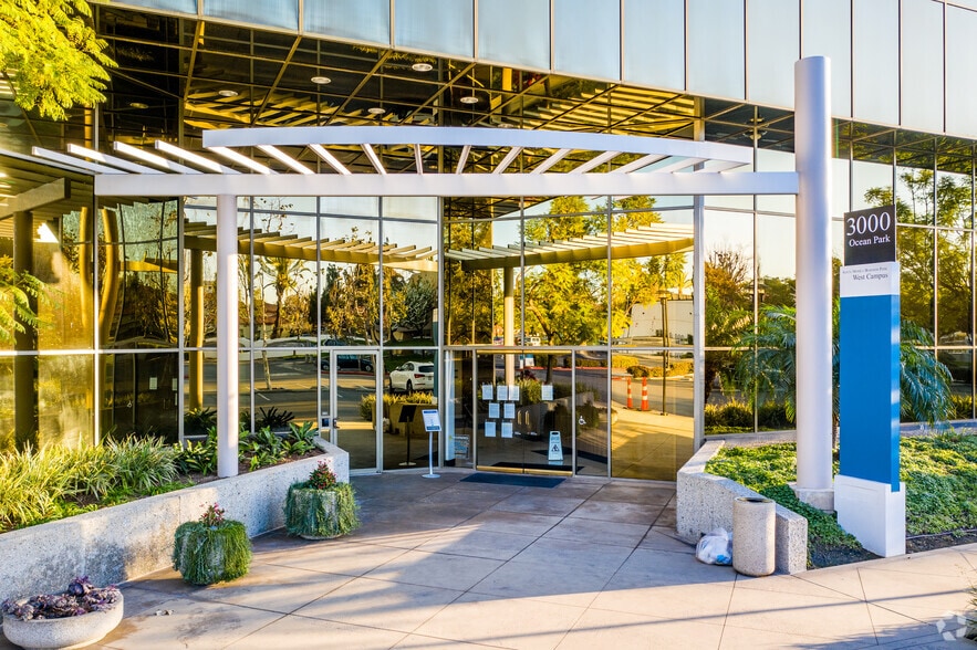 More Photos Of 3000 Ocean Park Blvd, Santa Monica Office For Lease