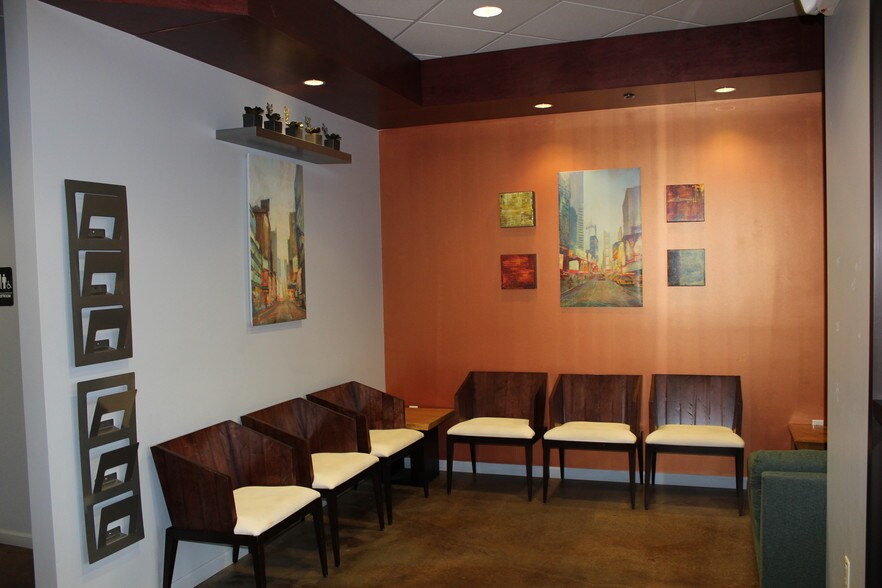 More Photos Of 14256 N Northsight Blvd, Scottsdale Medical For Sale