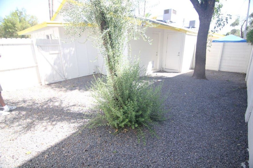 More Photos Of 718 W Hazelwood St, Phoenix Apartments For Sale