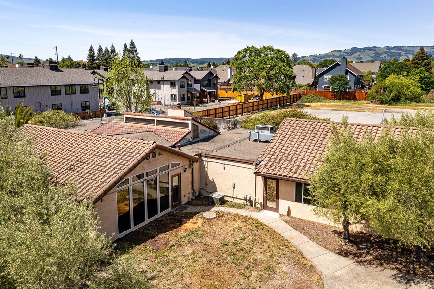 More Photos Of 1247 Broadway, Sonoma Office Residential For Lease