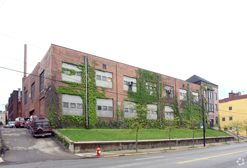 More Photos Of 4017 Liberty Ave, Pittsburgh Office For Sale