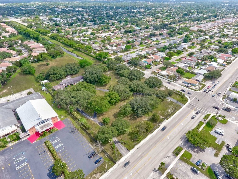 More Photos Of 7227 Taft St, Pembroke Pines Land For Sale
