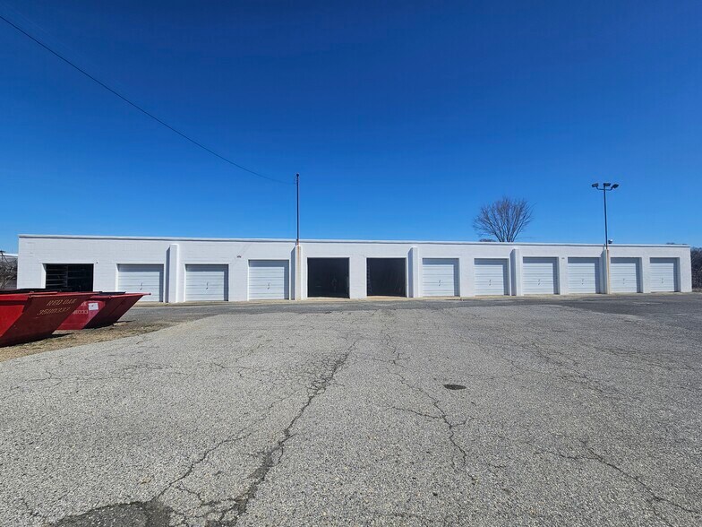 More Photos Of 173 Water St, Bridgeton Warehouse For Sale