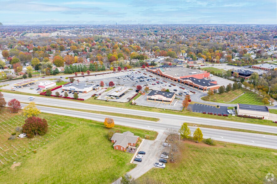 More Photos Of 130-178 Bellerive Blvd, Nicholasville Unknown For Lease