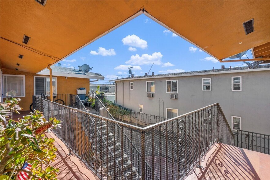 More Photos Of 510 Chiechi Ave, San Jose Apartments For Sale