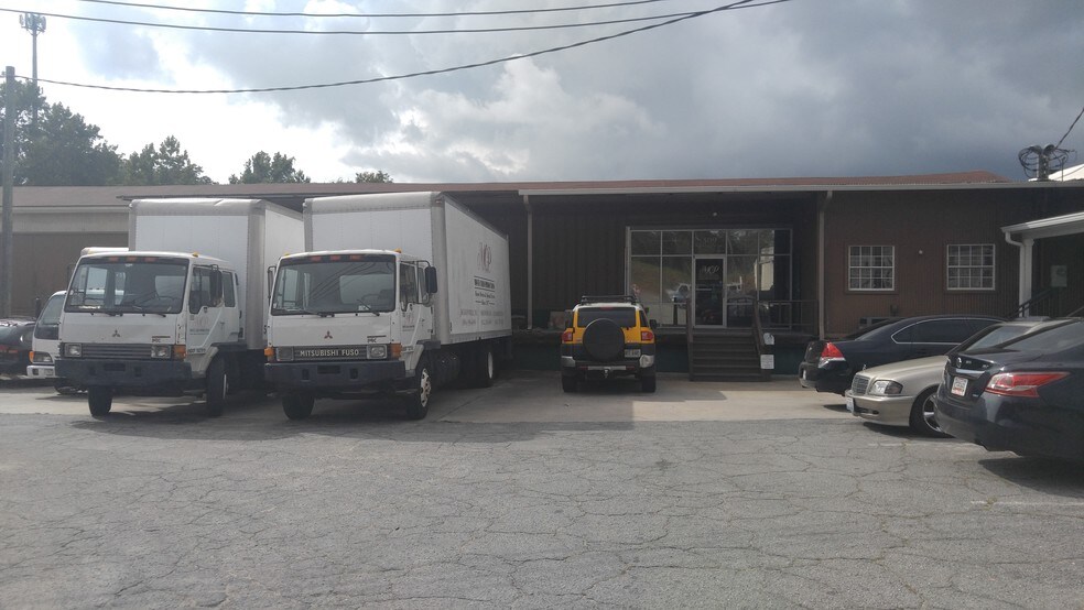 More Photos Of 10 Dooley Ave, Savannah Warehouse For Lease