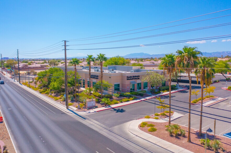 More Photos Of 5105 Camino Al Norte Rd, North Las Vegas Office For Lease