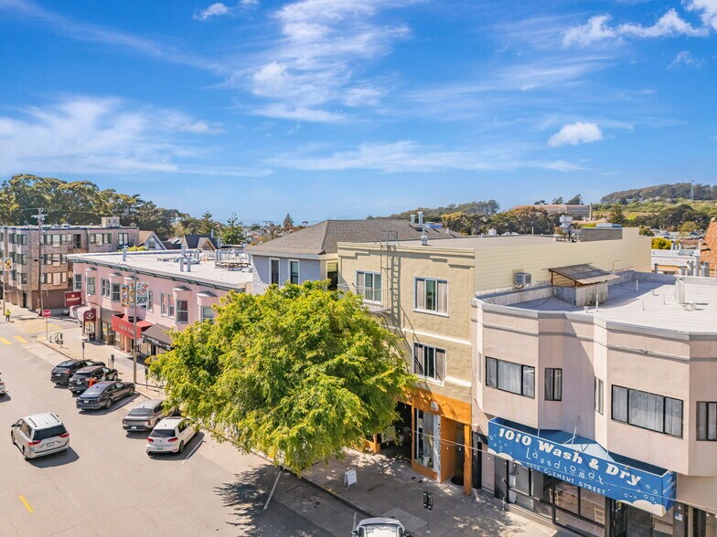 More Photos Of 1014 Clement St, San Francisco Storefront Retail Office For Sale