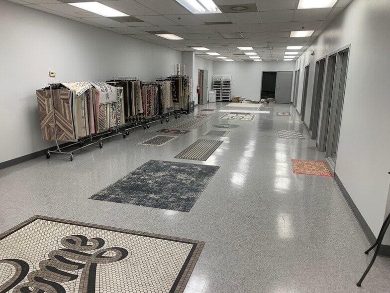More Photos Of 2725 Northwoods Pky, Peachtree Corners Warehouse For Lease