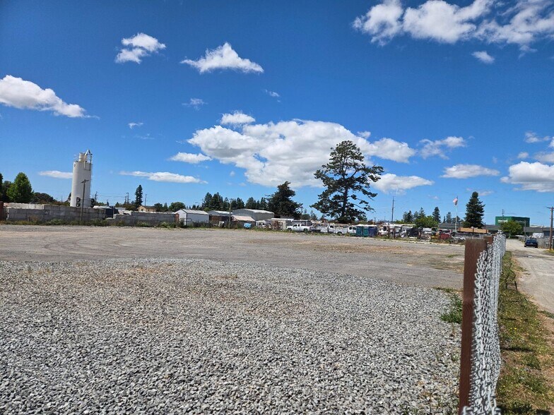 More Photos Of 4040 Santa Rosa Ave, Santa Rosa Land For Lease