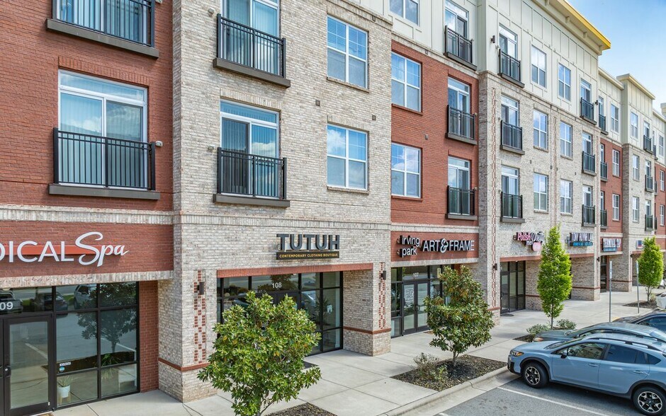 More Photos Of 2800 Lawndale Dr, Greensboro Apartments For Lease