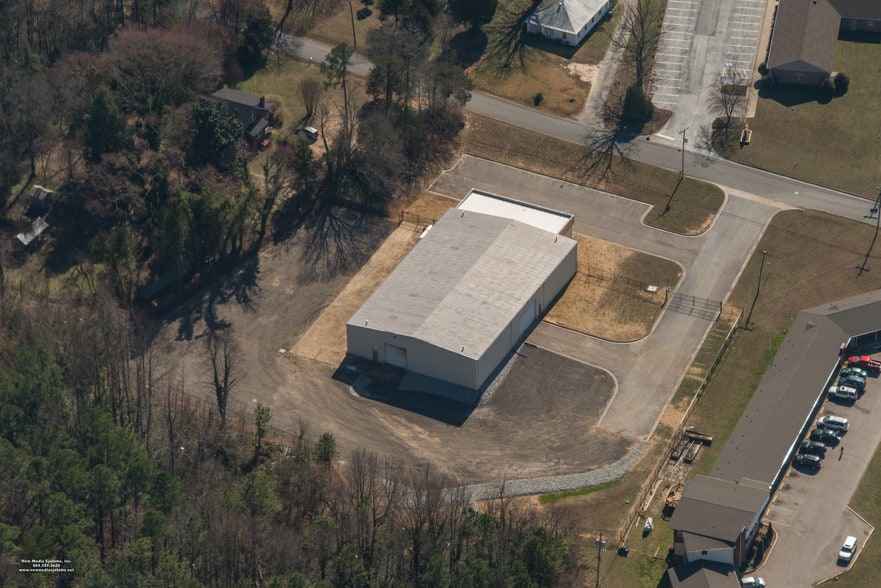More Photos Of 2540 Norcliff Rd, Richmond Manufacturing For Lease