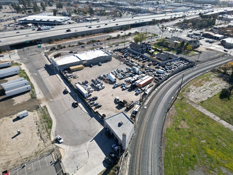 More Photos Of 274 N I, San Bernardino Service For Sale