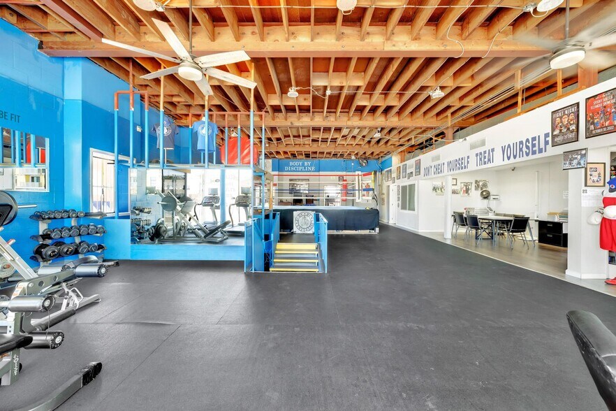 More Photos Of 7955-7959 Broadway, Lemon Grove Storefront For Sale