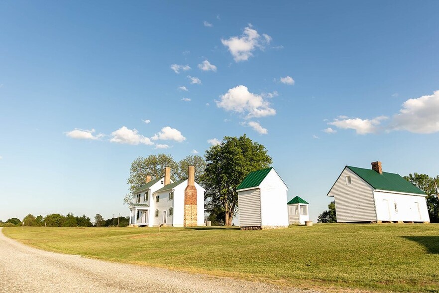 More Photos Of 4087 Coleman Dr, Alton Specialty For Sale