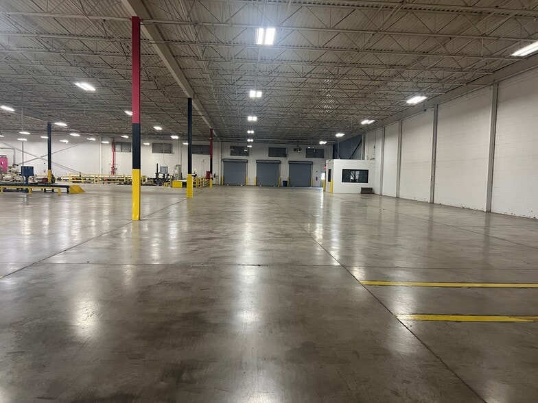 More Photos Of 1921 Boone Trail Rd, Sanford Manufacturing For Sale