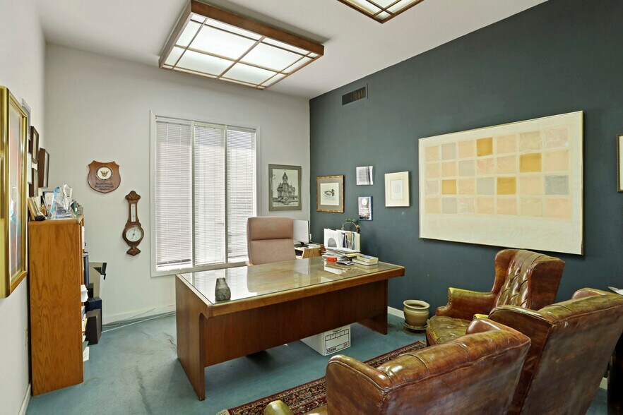 More Photos Of 200 W Harding Way, Stockton Office For Lease