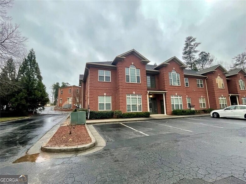More Photos Of 950 Dannon View, Atlanta Office Residential For Sale