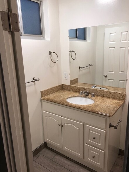 More Photos Of 588 E Mel Ave, Palm Springs Apartments For Sale