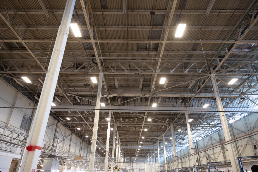 More Photos Of 20001 Euclid Ave, Euclid Warehouse For Lease