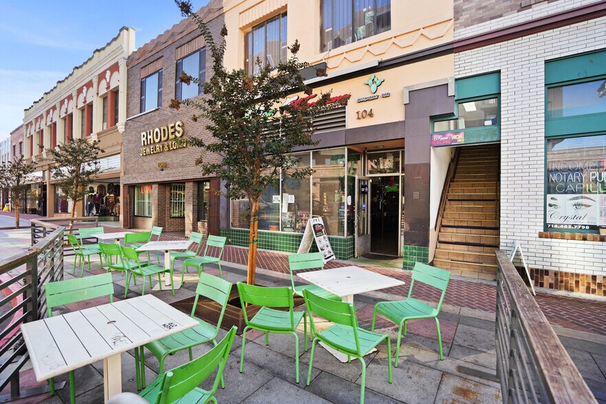 More Photos Of 104 E 4th St, Santa Ana General Retail For Sale