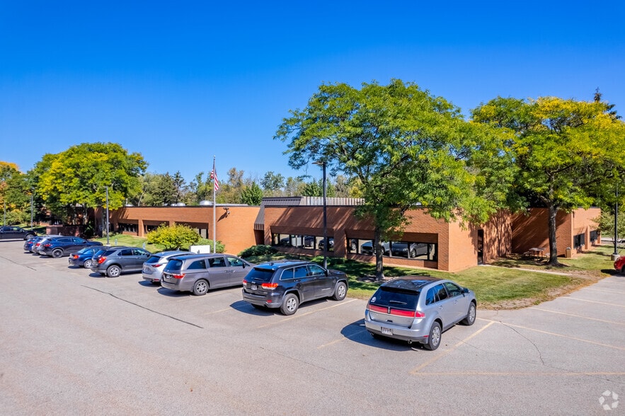 More Photos Of 120 Bishops Way, Brookfield Office For Lease