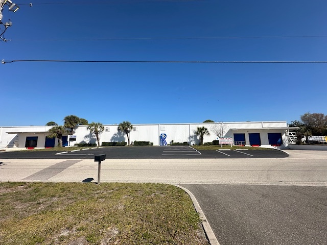 Primary Photo Of 2231 Whitfield Park Loop, Sarasota Warehouse For Lease