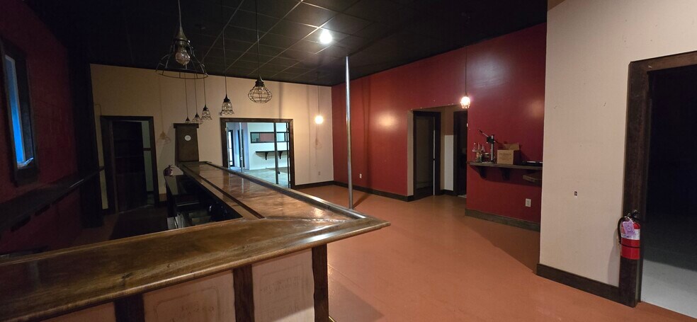 More Photos Of 371 S Route 47, Green Creek Warehouse For Lease