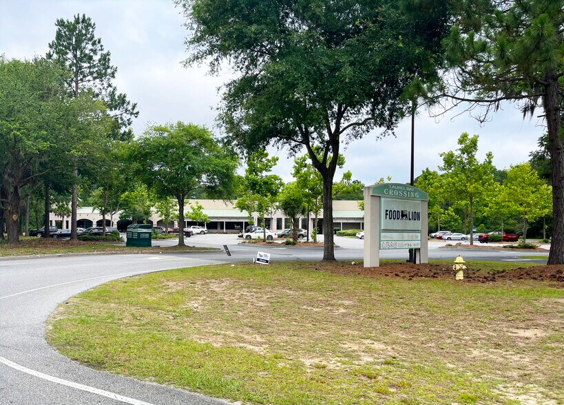 More Photos Of 313 Laurel Bay Rd, Beaufort Unknown For Lease