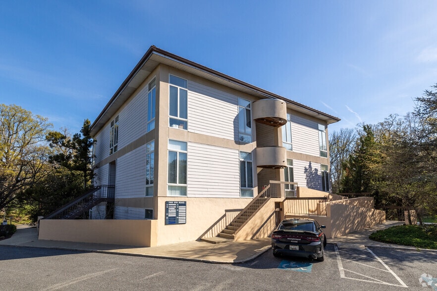 Primary Photo Of 1160 Spa Rd, Annapolis Office For Lease