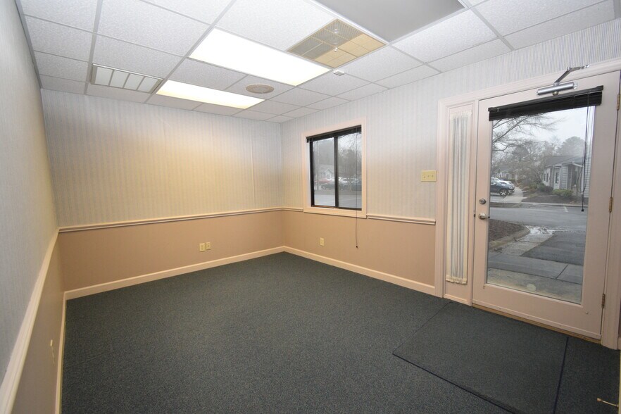 More Photos Of 3200 Croasdaile Dr, Durham Medical For Lease