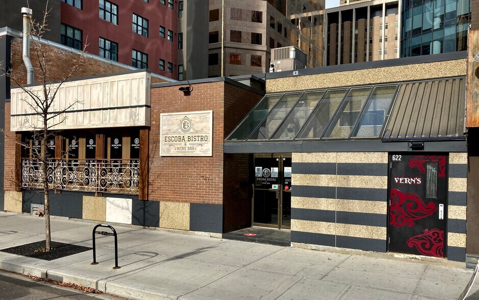 More Photos Of 622 8 Av SW, Calgary Restaurant For Lease