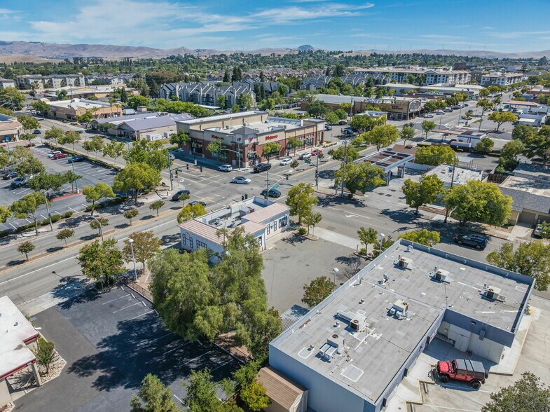 More Photos Of 1593 1st St, Livermore Fast Food For Lease