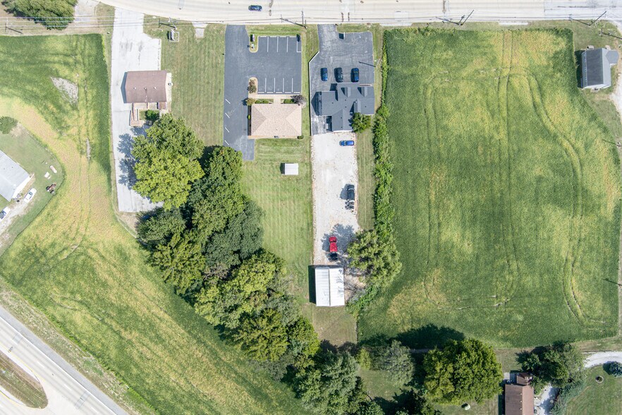 More Photos Of 4917 Maryville Rd, Granite City Medical For Sale
