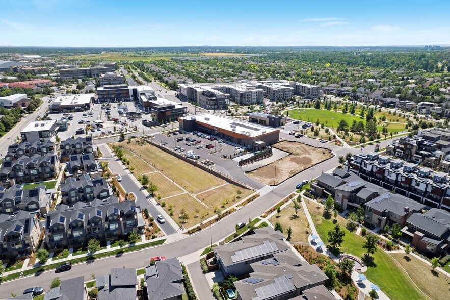 More Photos Of 7059 E Lowry Blvd, Denver Supermarket For Sale