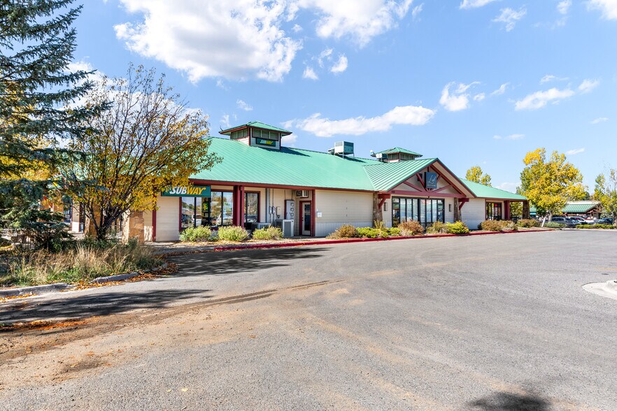 More Photos Of 140 Country Center Dr, Pagosa Springs Storefront For Sale