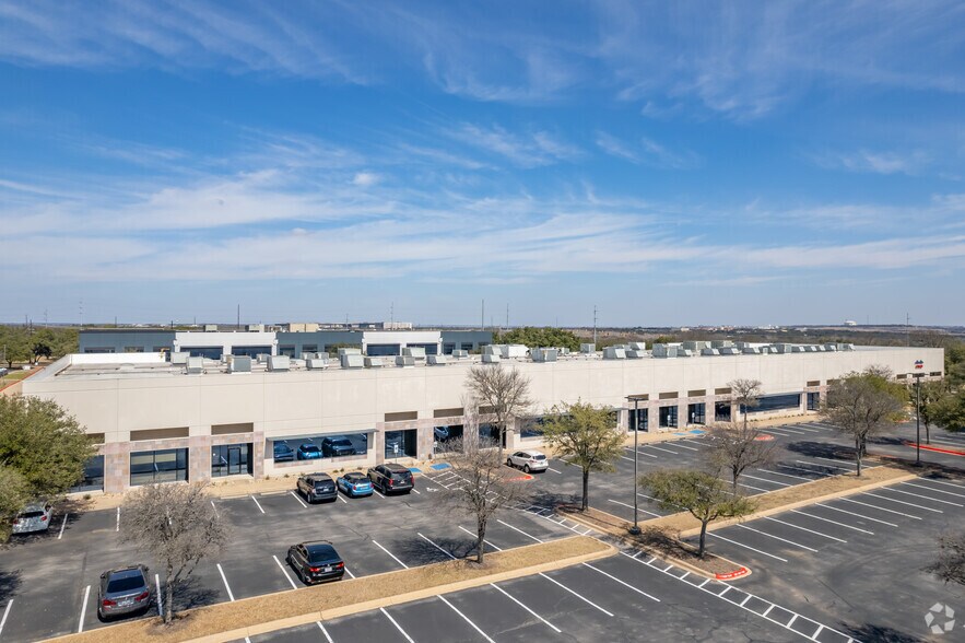 More Photos Of 12515 Research Blvd, Austin Light Distribution For Lease