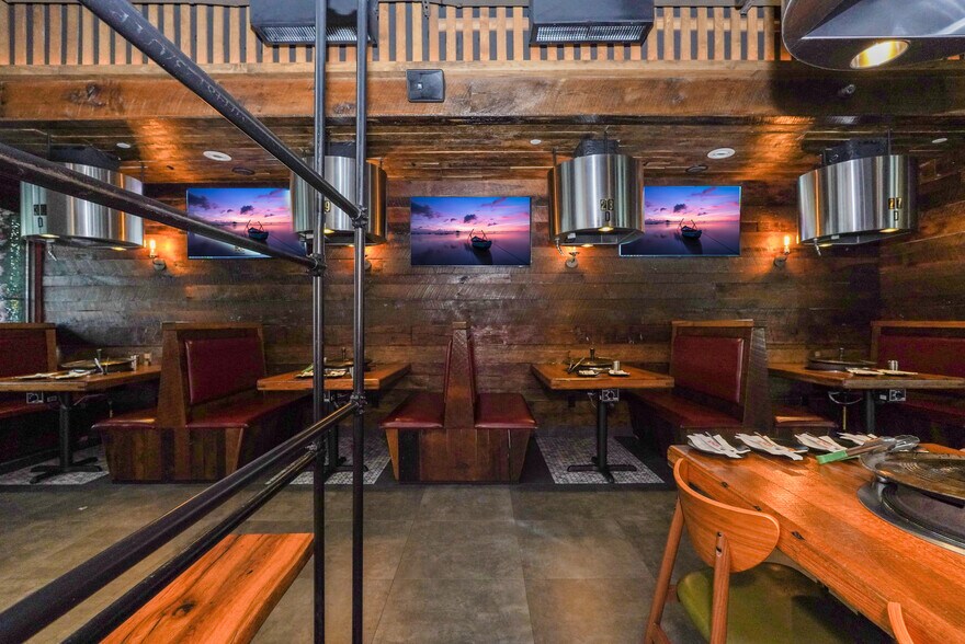 More Photos Of 933-939 Richmond Ave, Staten Island Freestanding For Sale