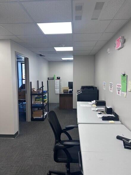 More Photos Of 712 Oaklawn Ave, Cranston Medical For Sale