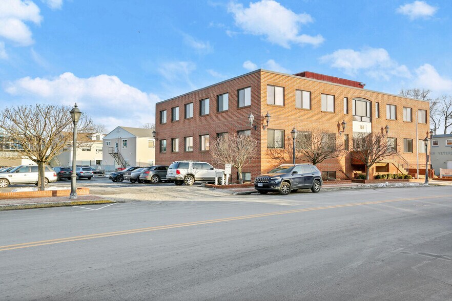More Photos Of 161 Cherry St, New Canaan Office For Lease