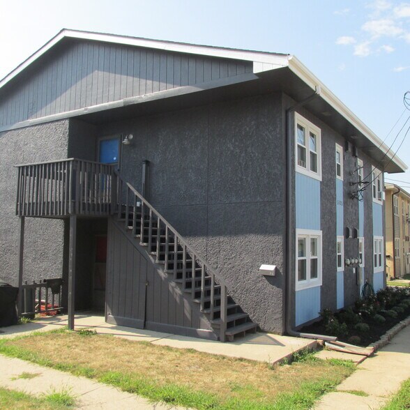 More Photos Of 5125 Marshall Dr, Omaha Apartments For Sale