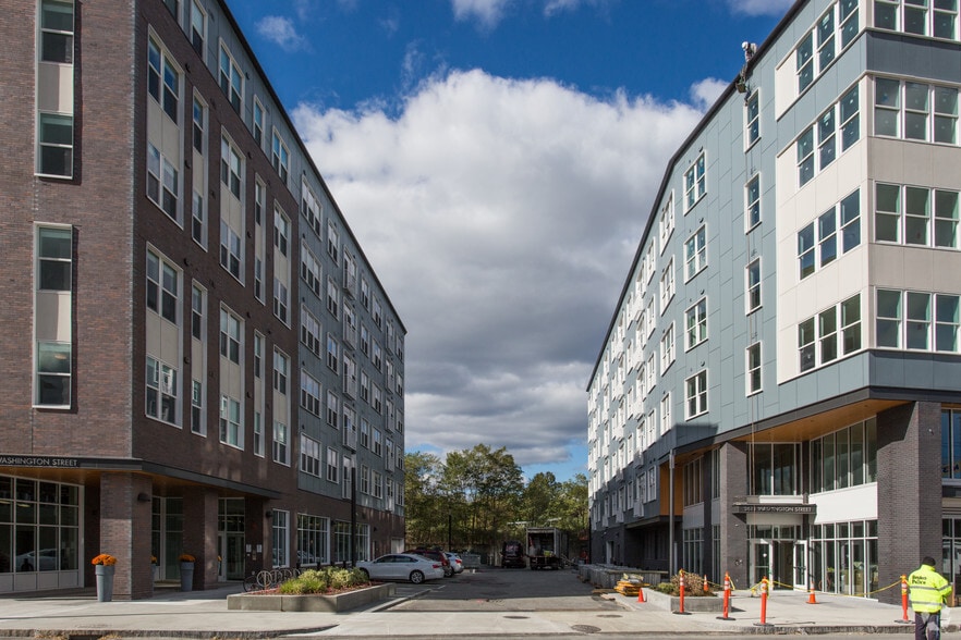 More Photos Of 3611-3615 Washington St, Jamaica Plain Apartments For Lease