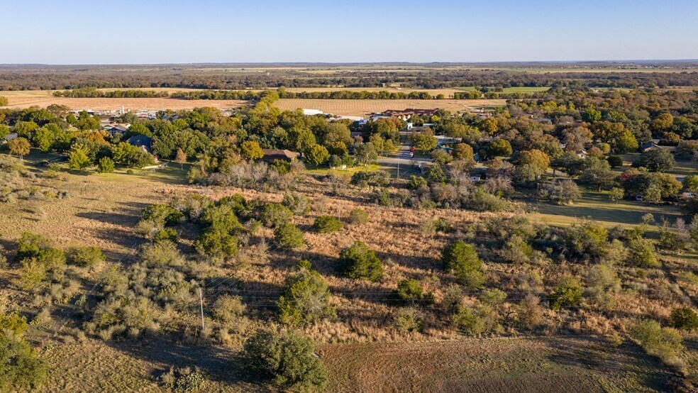 More Photos Of 2409 Commerce st, San Saba Land For Sale