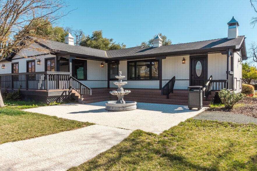 More Photos Of 1020 Penman Springs Rd, Paso Robles Winery Vineyard For Sale