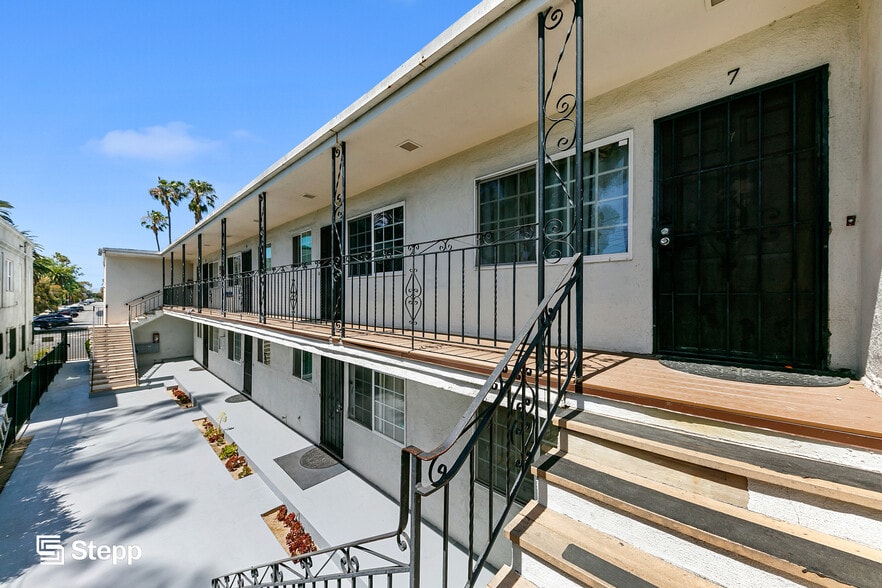 More Photos Of 1070 Chestnut Ave, Long Beach Apartments For Sale
