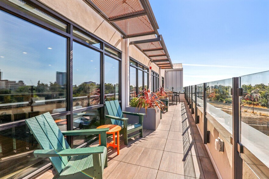 More Photos Of 251 6th St, Sacramento Apartments For Lease